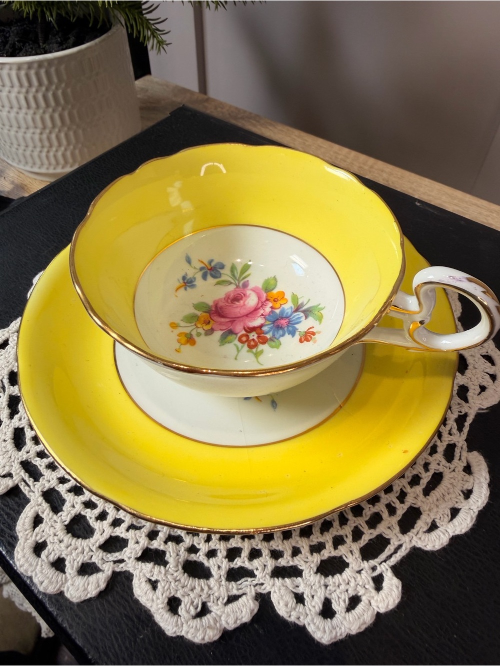 vintage Royal Grafton yellow fine bone china teacup and saucer set - Picture 2 of 12